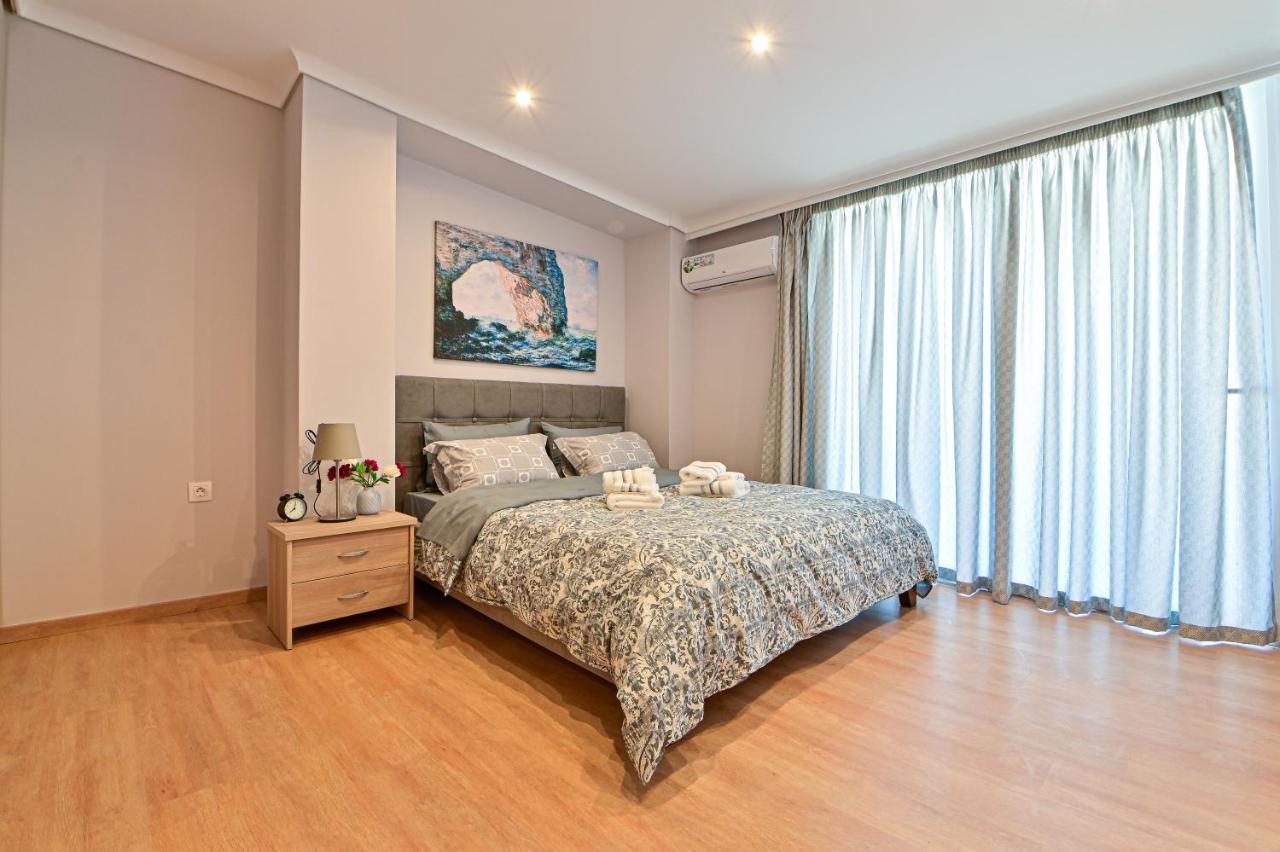 Charming Apartment With A Sea View Terrace Пирея Екстериор снимка