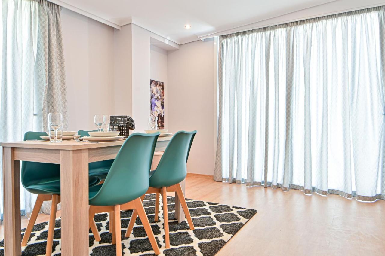 Charming Apartment With A Sea View Terrace Пирея Екстериор снимка