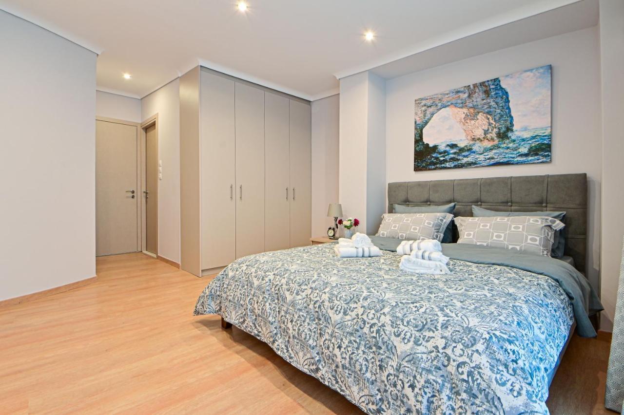 Charming Apartment With A Sea View Terrace Пирея Екстериор снимка